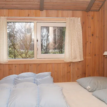 Four-bedroom Holiday In 10 * Blavand