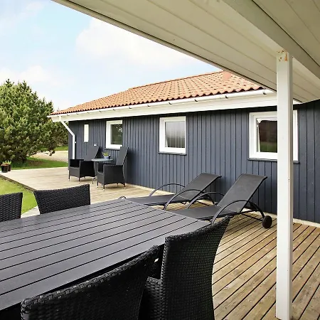 Holiday home Four-bedroom Holiday In 10 *